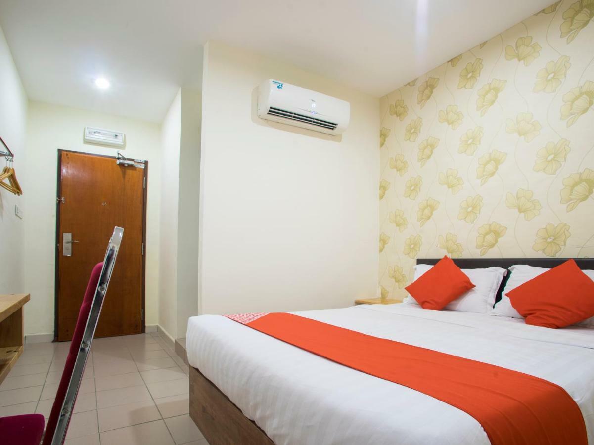 Oyo 982 Hotel Sk Kajang Exterior foto